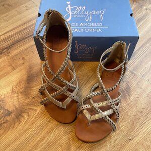 NWT | JELLYPOP Lorell Flat Metallic Sandal | Size 9.5M